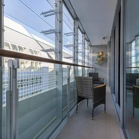 Prata Riverside Xvii By Innkeeper Διαμέρισμα