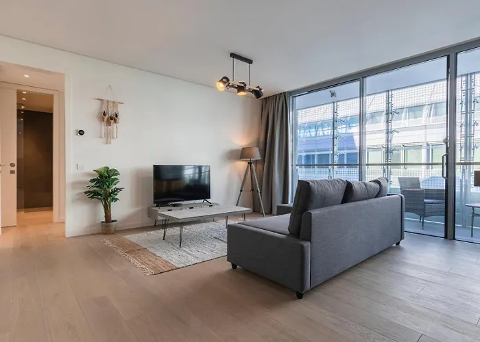 Prata Riverside Xvii By Innkeeper